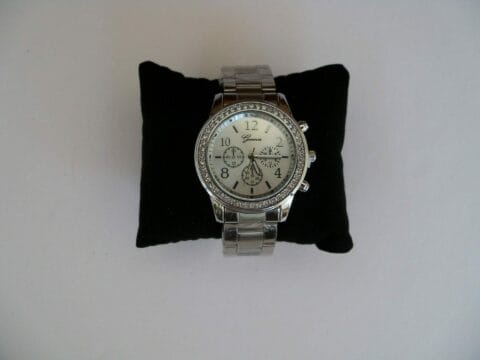 Geneva Unisex Watch - Image 3